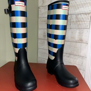 NWOT -Hunter Gingham Rain Boots - Size 6